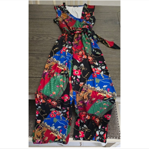 VENUS Wrap Collar Colorful Multicolor Floral Jumpsuit Size M - Picture 4 of 12